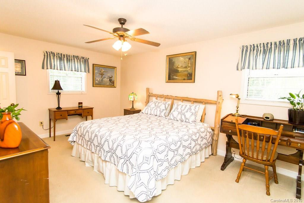 410-F Oak Street - Photo 4