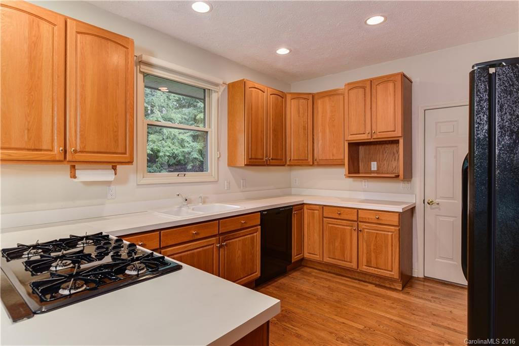 103 Bellshire Drive - Photo 8