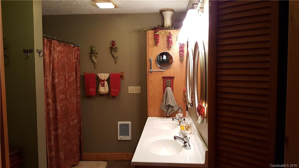 5147 Old Clear Creek Road - Photo 11