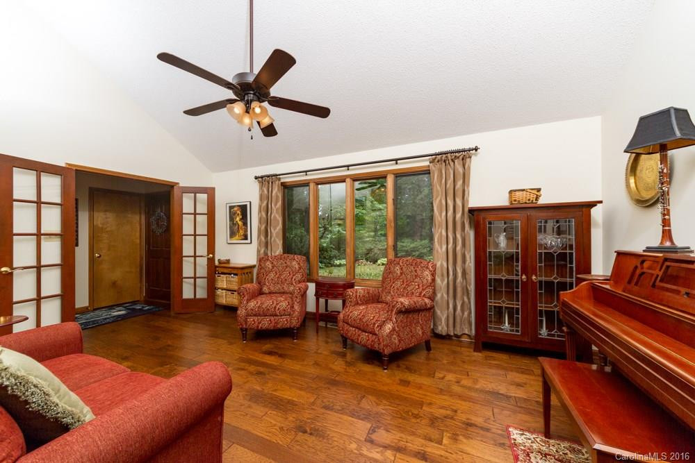 24 Oaks Circle - Photo 3