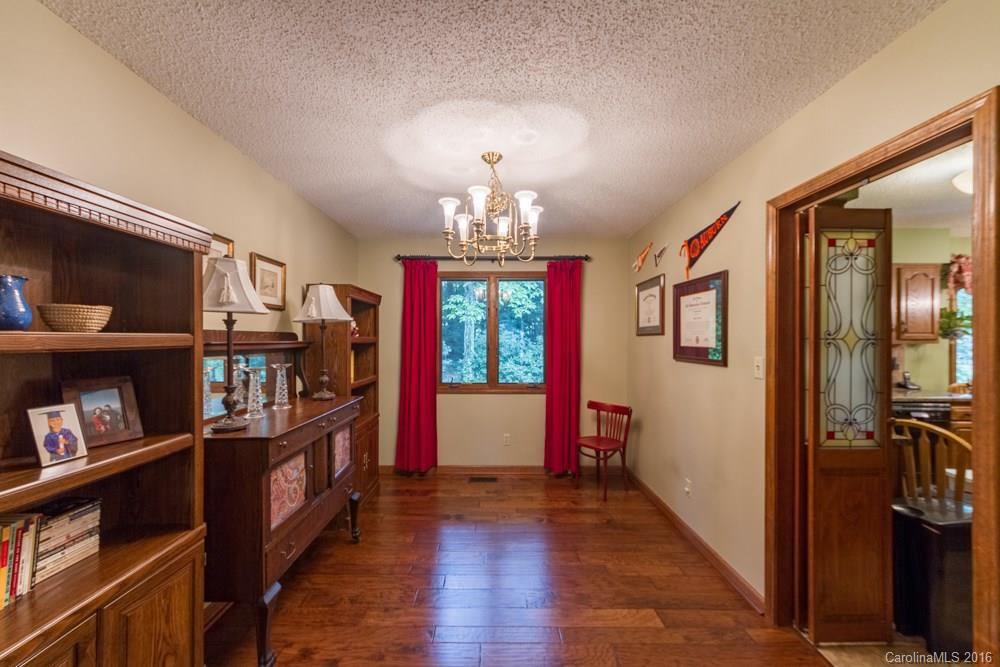 24 Oaks Circle - Photo 4