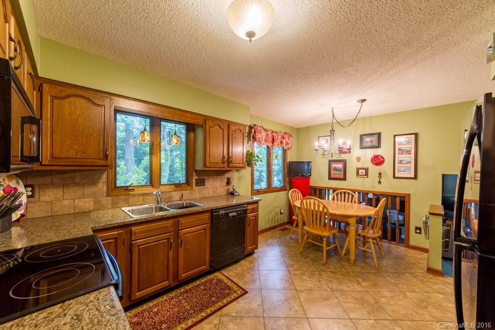 24 Oaks Circle - Photo 6