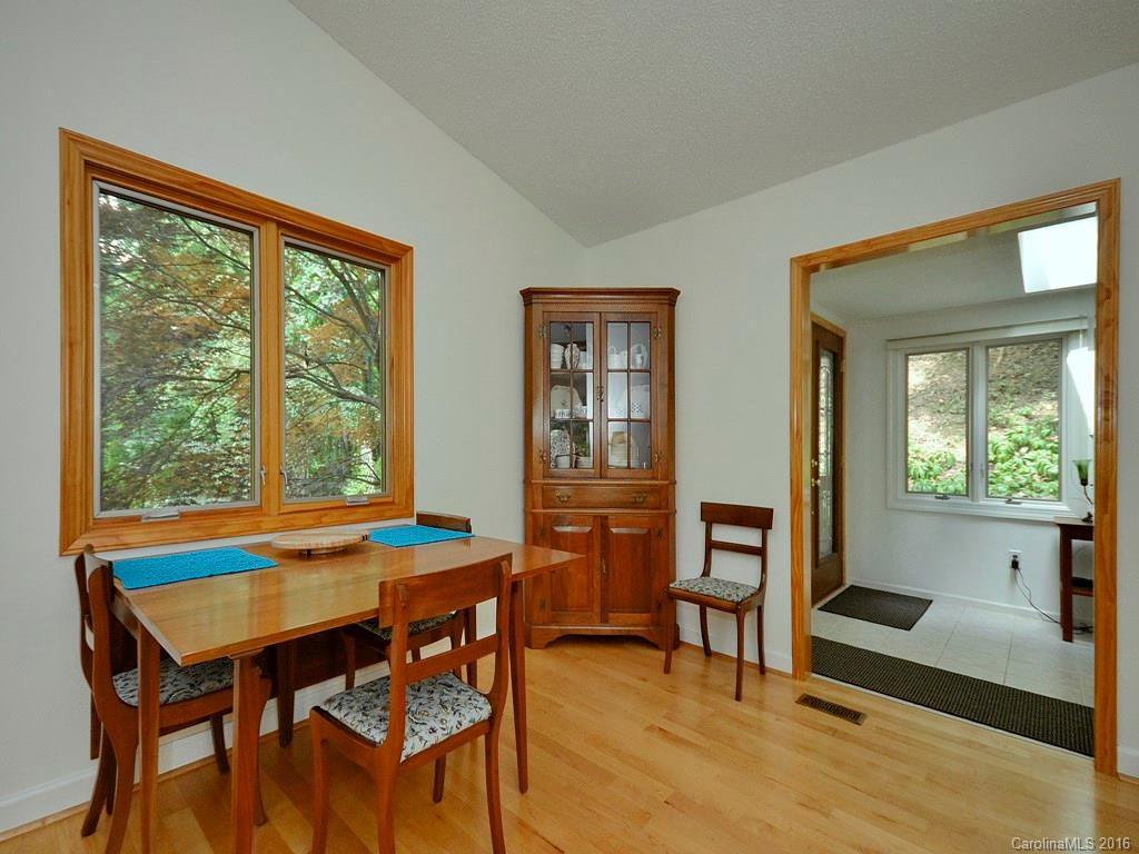 13 Breezeway Drive - Photo 17