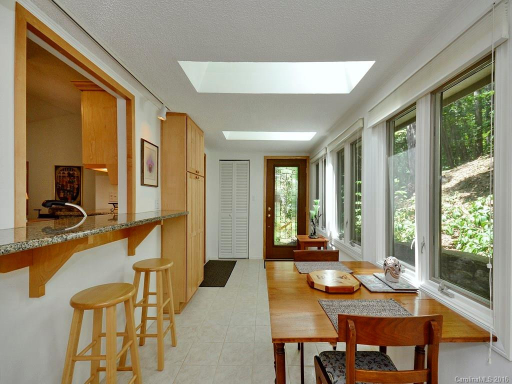 13 Breezeway Drive - Photo 8