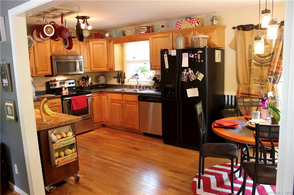 9232 Boylston Highway - Photo 6