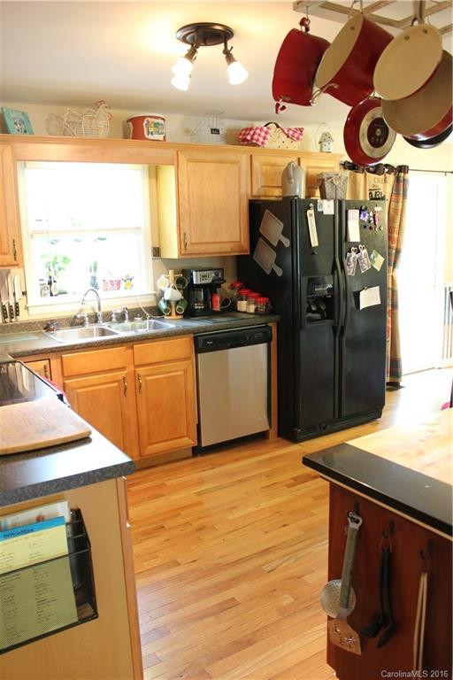 9232 Boylston Highway - Photo 8