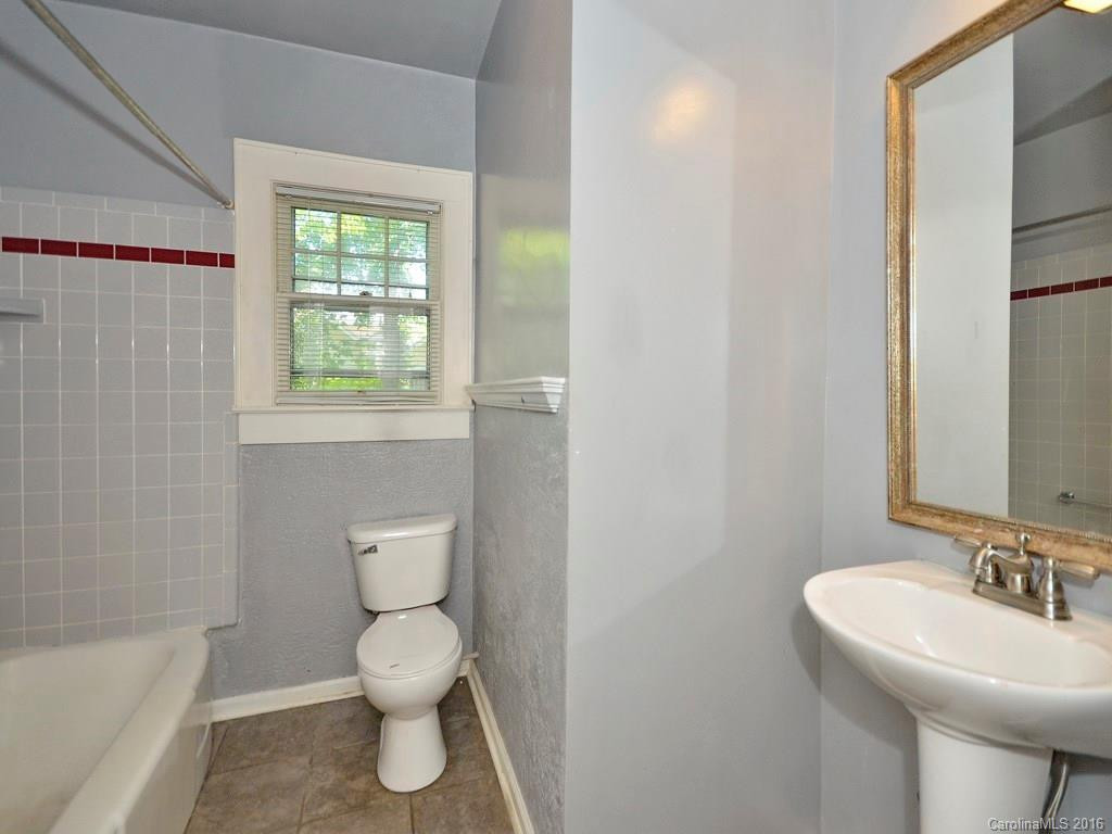 1520 Orleans Avenue - Photo 7