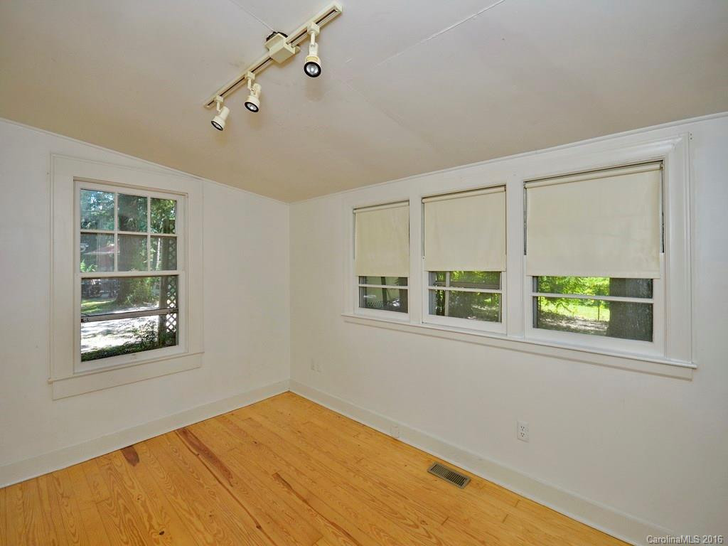 1520 Orleans Avenue - Photo 9