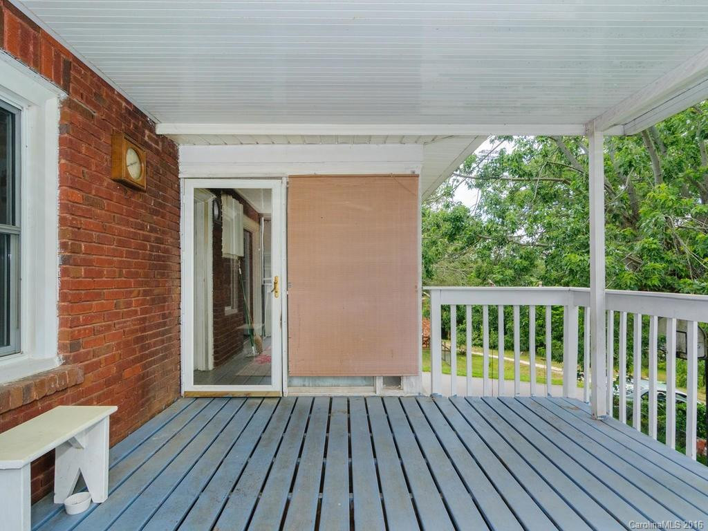 153 Clinton Avenue - Photo 20