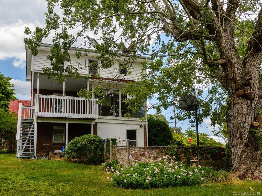 153 Clinton Avenue - Photo 23