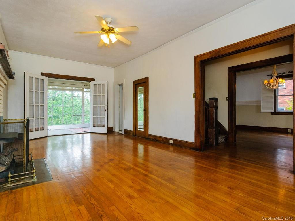 153 Clinton Avenue - Photo 5