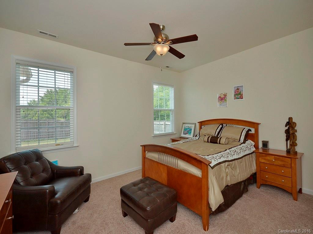 246 Roanoke Road - Photo 6