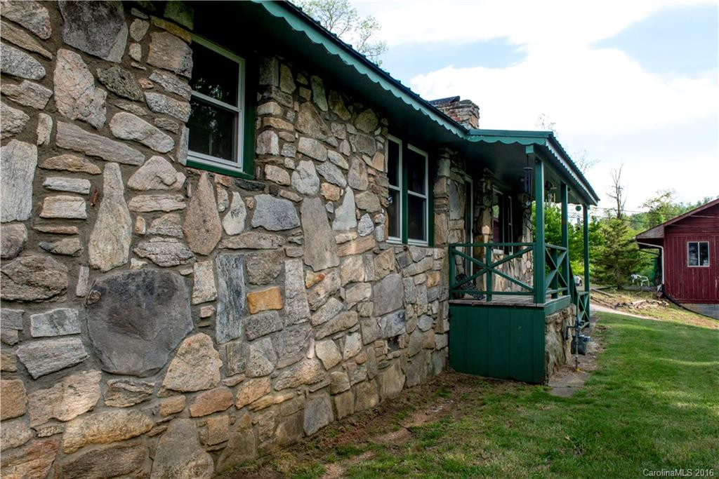 437 Weaverville Road - Photo 2