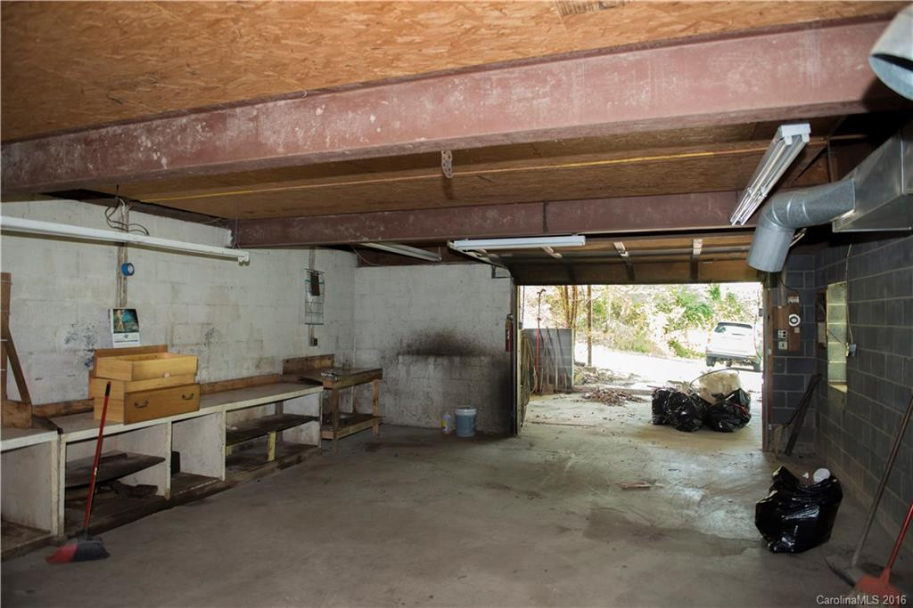 437 Weaverville Road - Photo 19