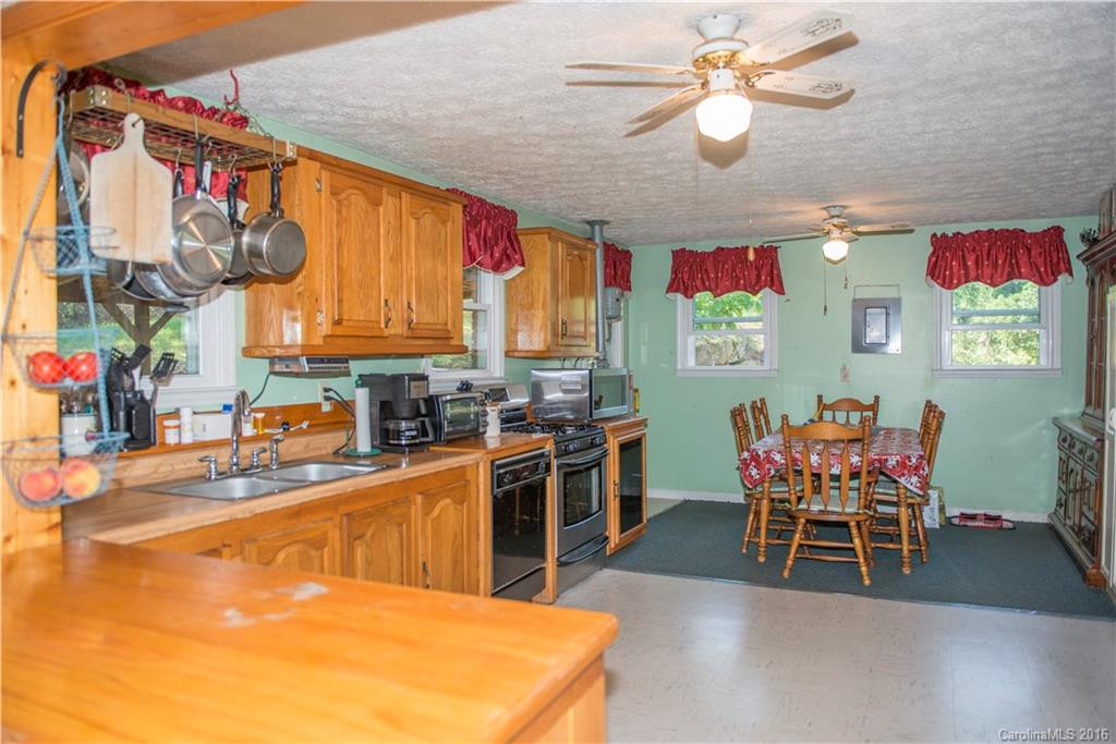 437 Weaverville Road - Photo 7