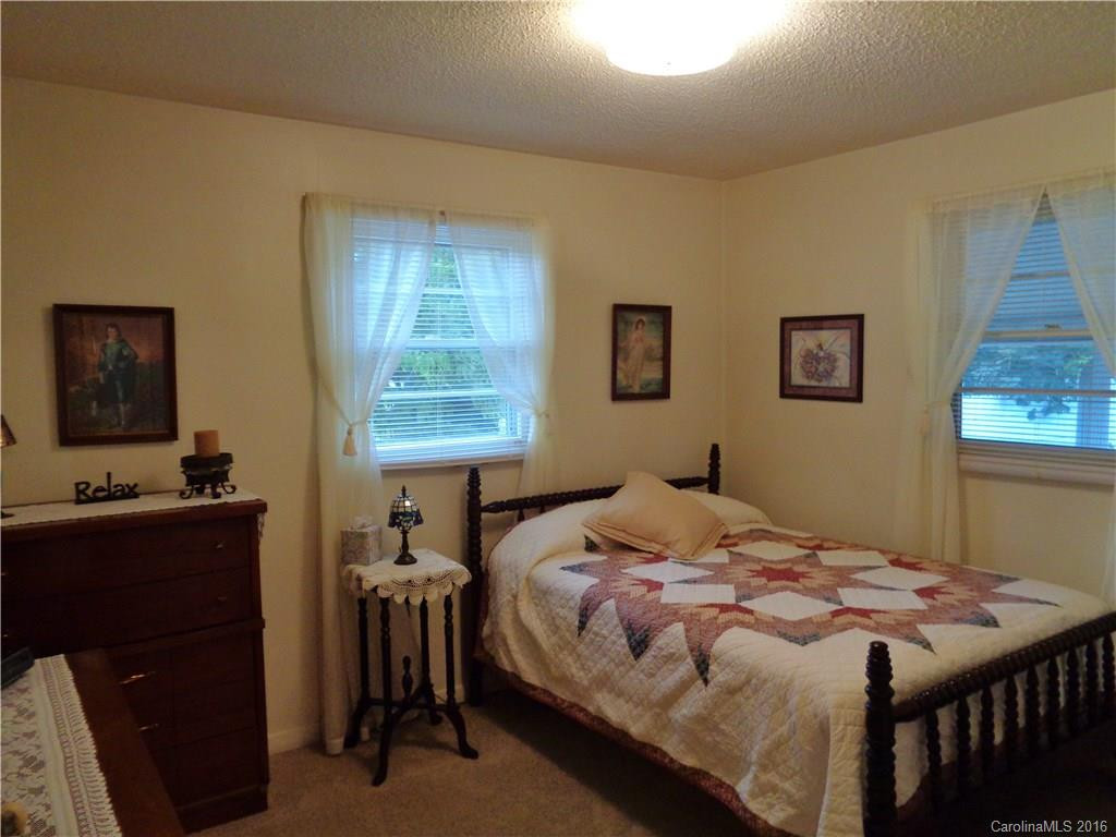 131 Starnes Cove Road - Photo 10
