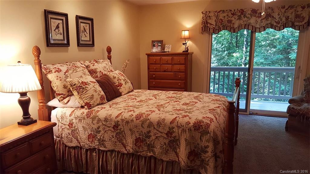 83 Robin Road - Photo 12