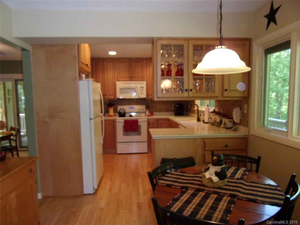 83 Robin Road - Photo 7