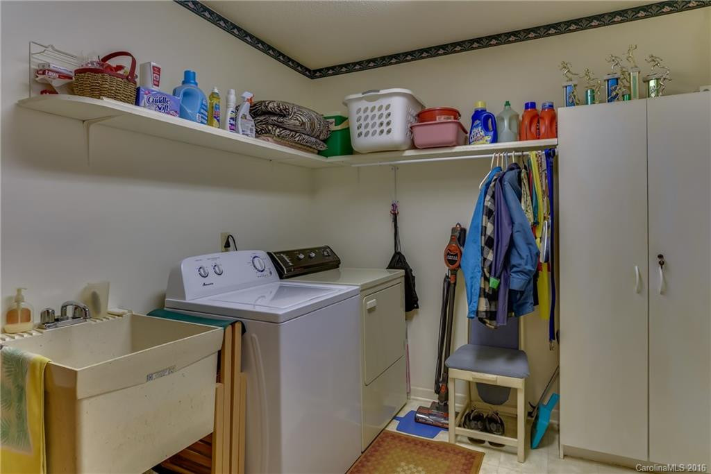 170 Case Street - Photo 17