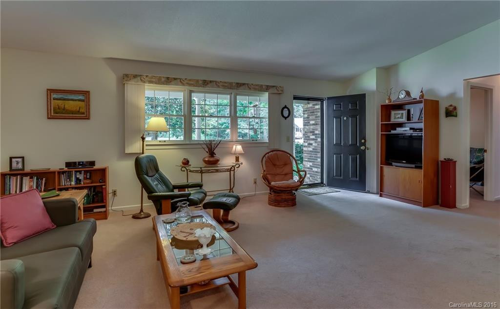 170 Case Street - Photo 5