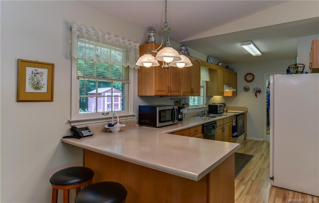 170 Case Street - Photo 6