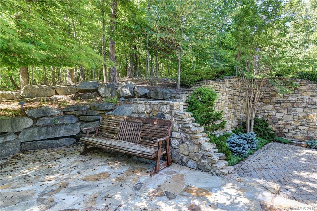 391 Overlook Park Drive - Photo 18