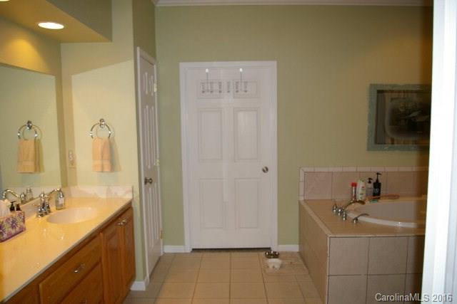 119 Ashwood Drive - Photo 13