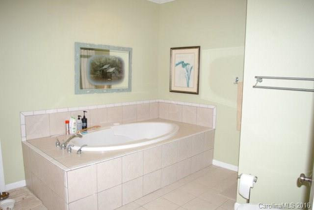 119 Ashwood Drive - Photo 14