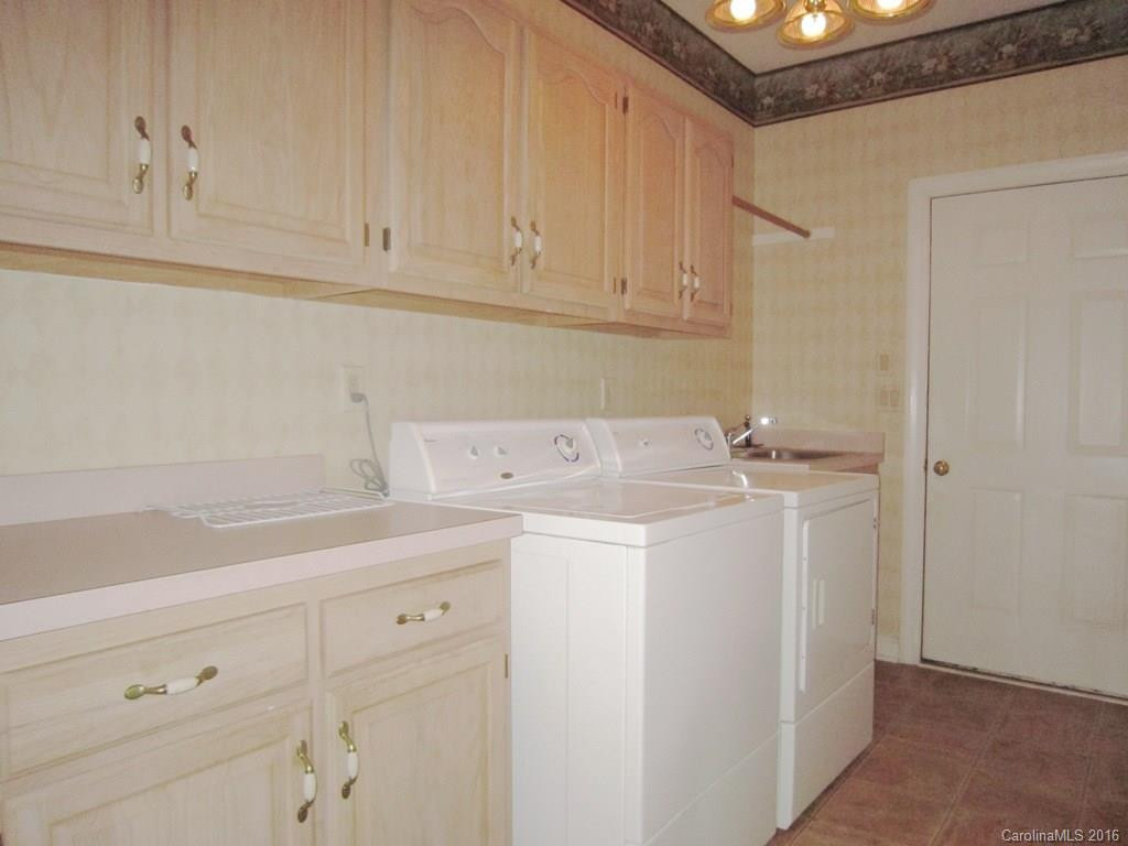 48 Robert E Lee Drive - Photo 18
