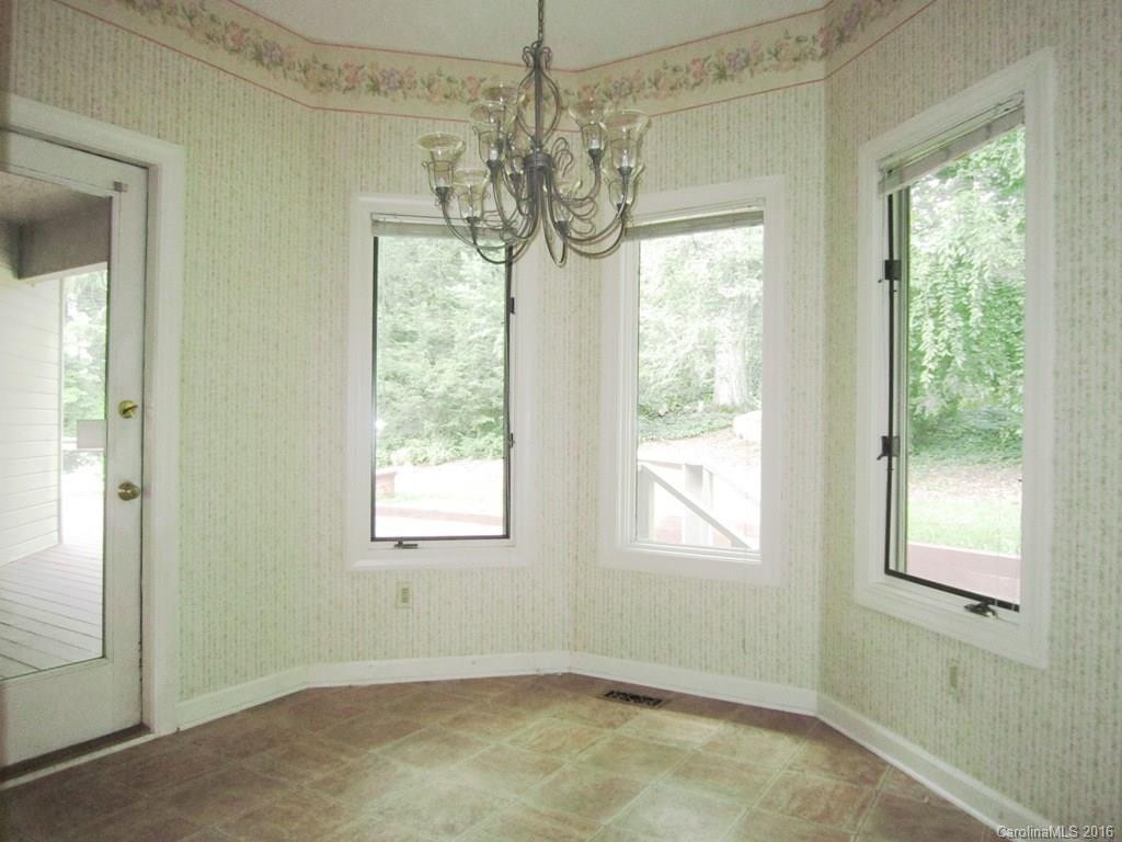 48 Robert E Lee Drive - Photo 9
