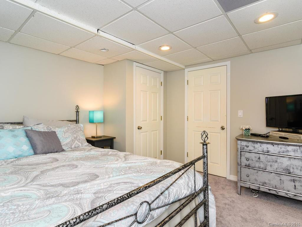 520 Corbly Drive - Photo 16