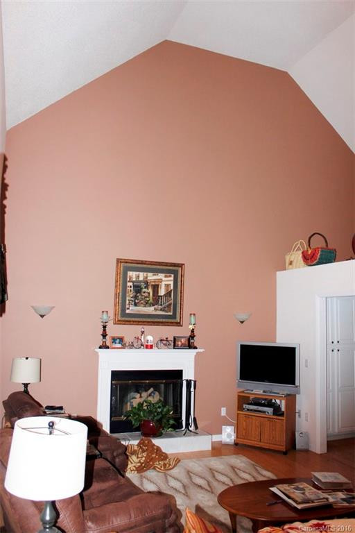 701 Zelda Court #-525 - Photo 3