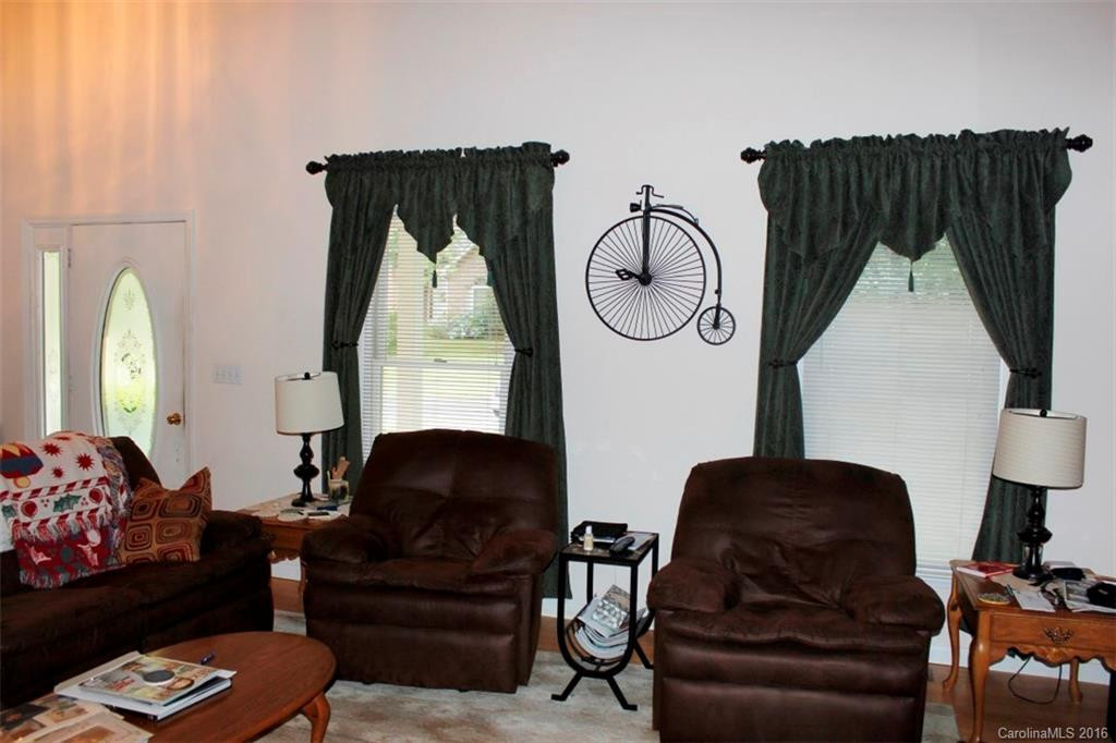 701 Zelda Court #-525 - Photo 5