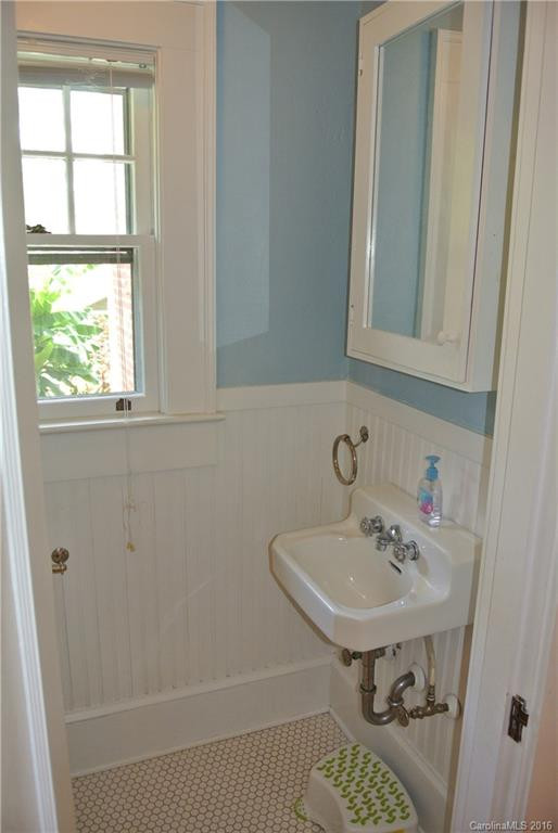 102 Rumbough Place - Photo 10