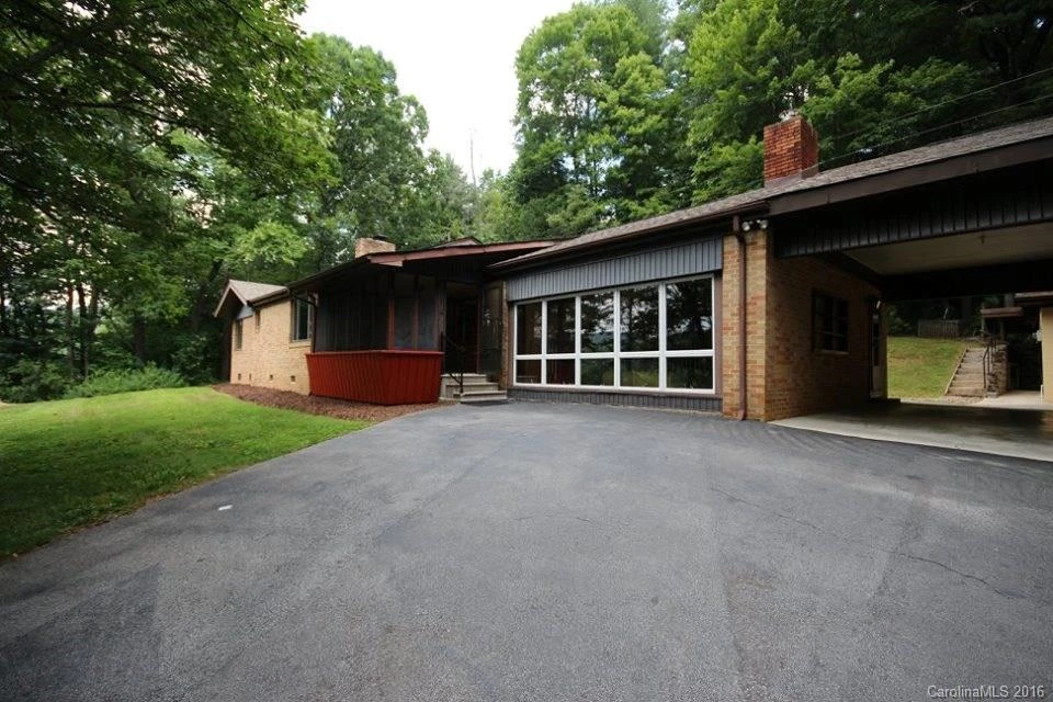 320 Brown Road