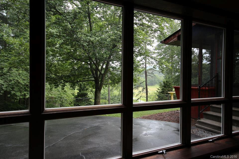 320 Brown Road - Photo 5