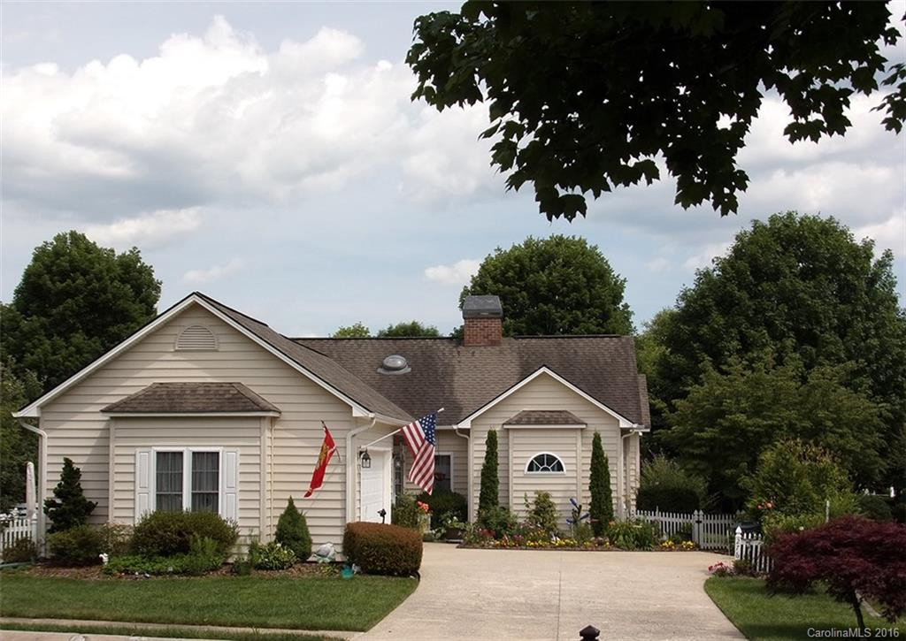 276 Cambridge Drive #61R
