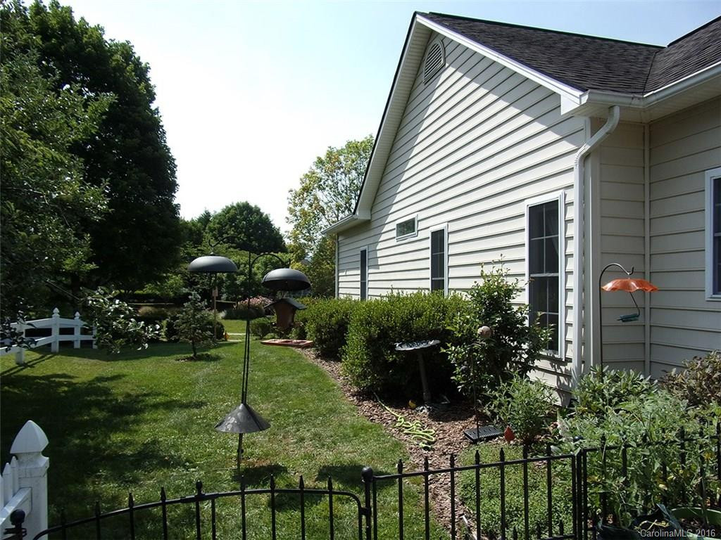 276 Cambridge Drive #61R - Photo 14