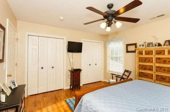 48 Rotunda Circle #48 - Photo 14