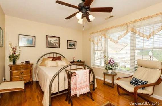 48 Rotunda Circle #48 - Photo 19