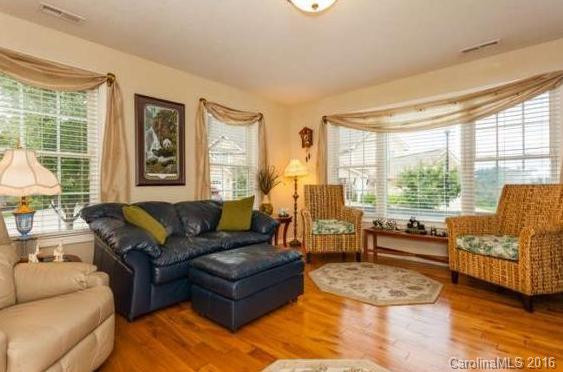 48 Rotunda Circle #48 - Photo 3
