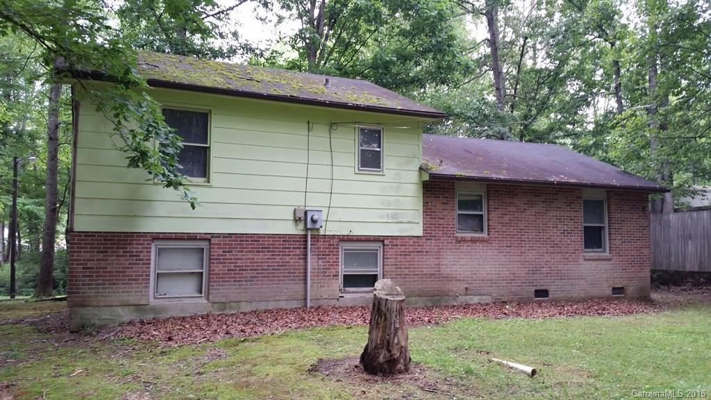226 Salisbury Road - Photo 4