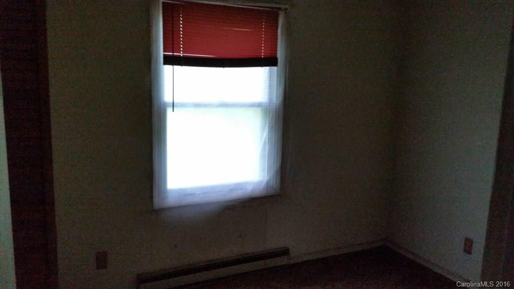226 Salisbury Road - Photo 9