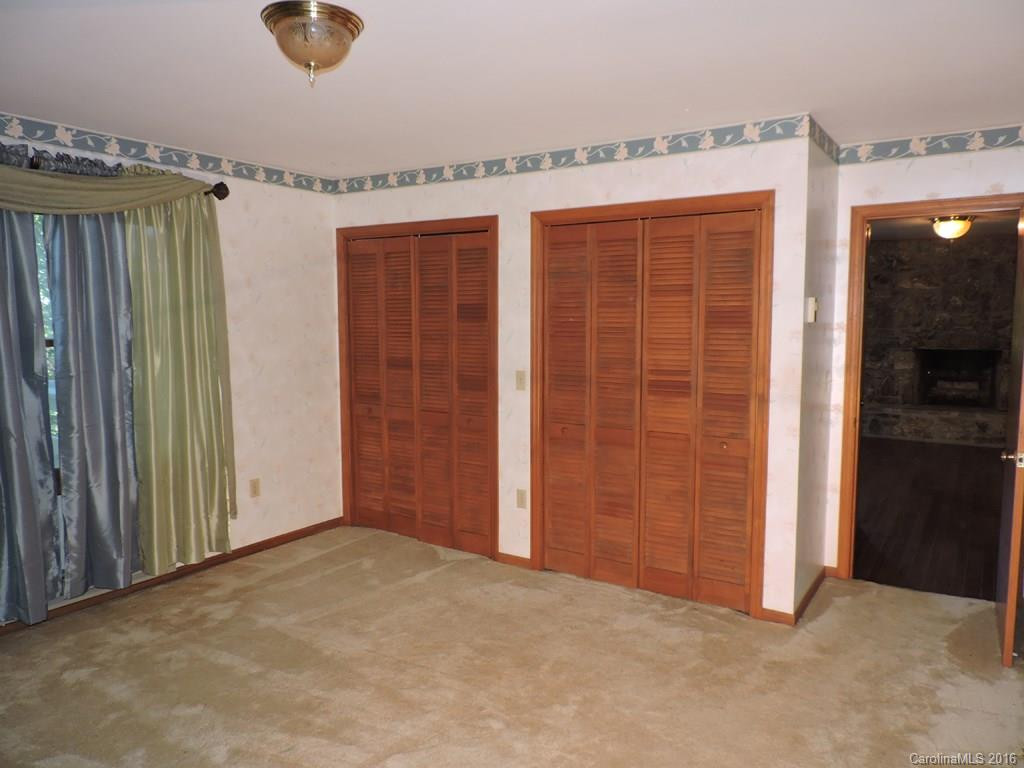 218 Woodside Circle - Photo 11