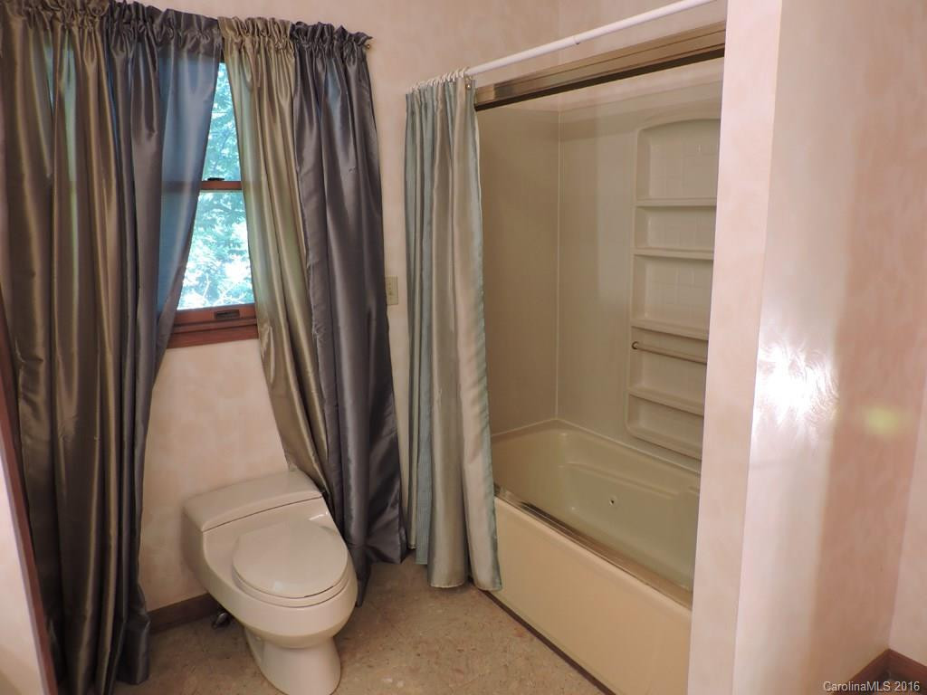 218 Woodside Circle - Photo 13