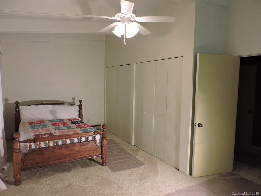 218 Woodside Circle - Photo 14