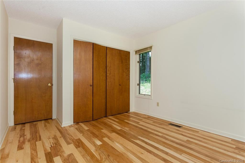 105 Roasted Chestnut Trail - Photo 14