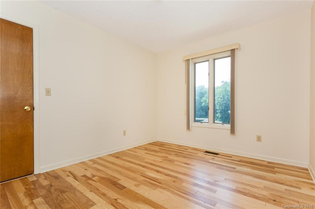 105 Roasted Chestnut Trail - Photo 15