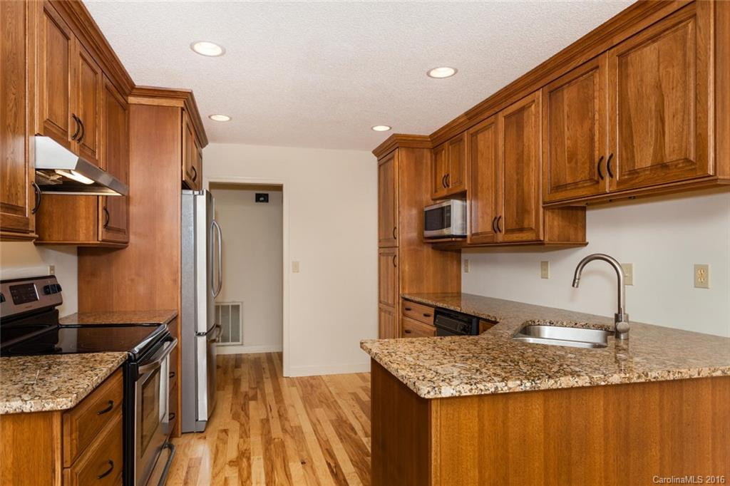 105 Roasted Chestnut Trail - Photo 6
