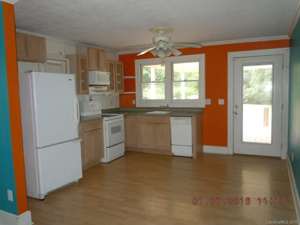 1119 Sulphur Springs Road - Photo 8